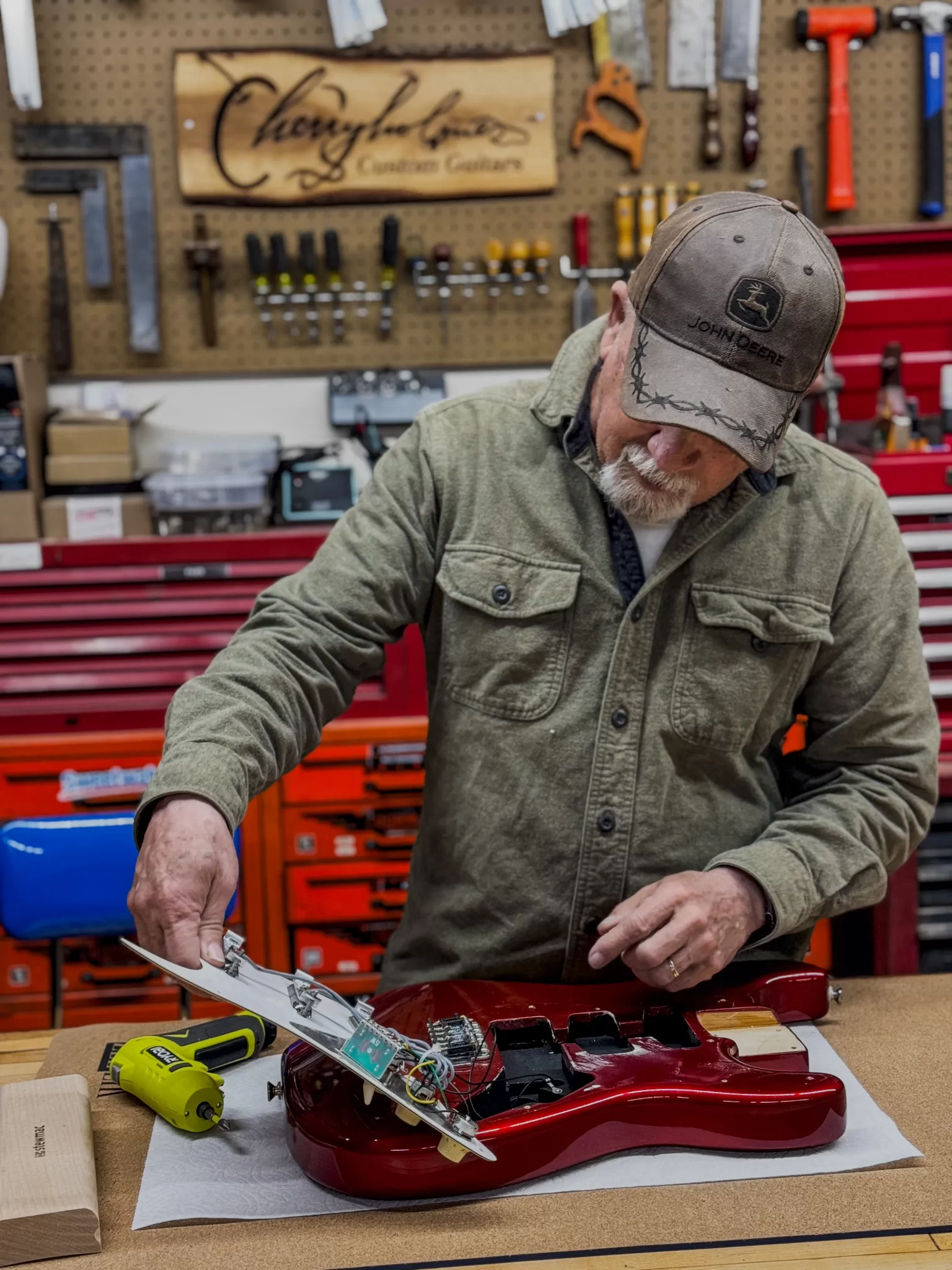 ShortysGuitarShop--07